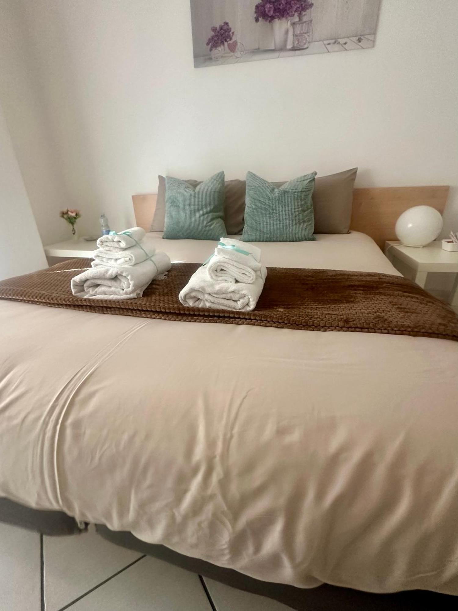 Suite 84 Holiday Home Салерно Экстерьер фото