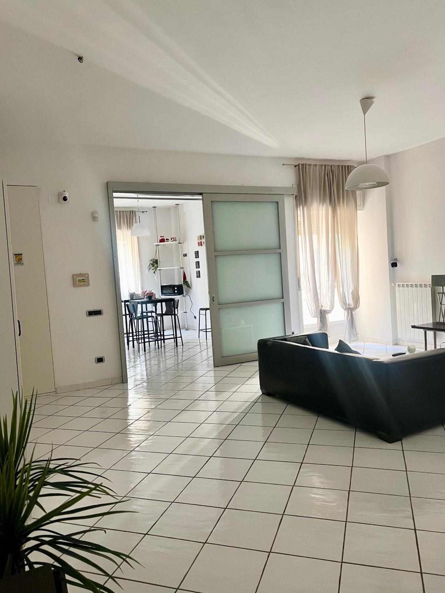 Suite 84 Holiday Home Салерно Экстерьер фото